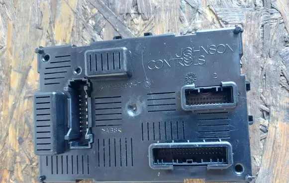 Renault Clio III Other control units/modules 8201054119 20083051 00103192
