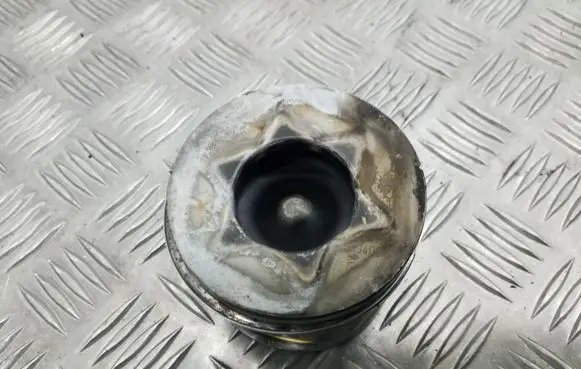 Audi A4 S4 B6 8E 8H Piston 7901J