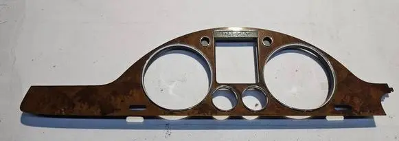 Dashboard trim