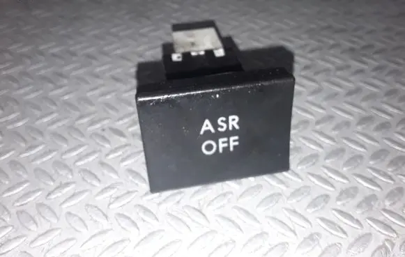 Traction control (ASR) switch