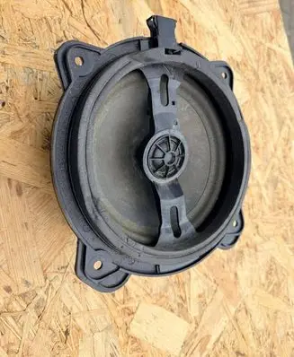 Audi A4 S4 B6 8E 8H Rear door speaker 8H0035411