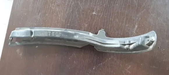 Volkswagen PASSAT B6 Front bumper mounting bracket