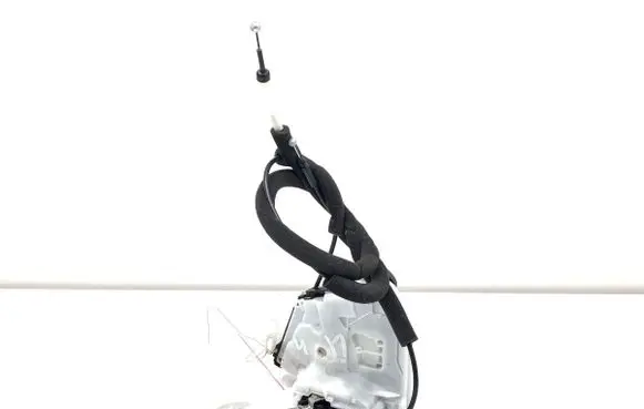 Nissan Qashqai J12 Rear door lock 