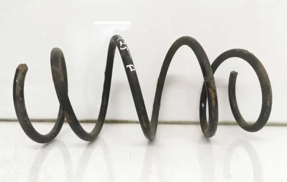 Toyota Auris 150 Front coil spring