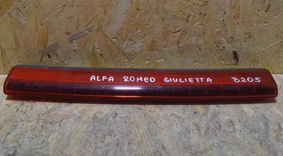 Alfa Romeo Giulietta Third/center stoplight 50509366