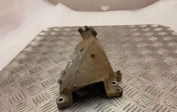 Mercedes-Benz GLE AMG (W166 - C292) Engine mounting bracket A2762233904