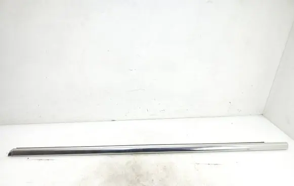 Volvo V70 Front door glass trim molding 