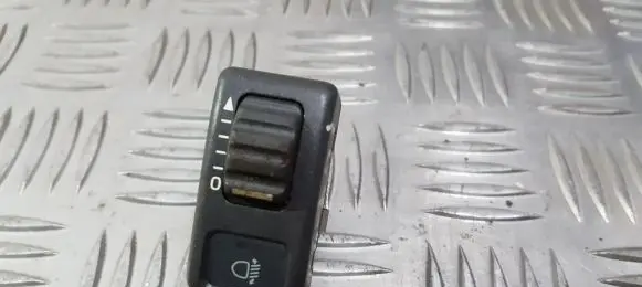 Volvo S70 V70 V70 XC Headlight level height control switch 9162960 99w08k
