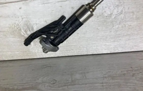 BMW X1 F48 F49 Fuel injector 7639990