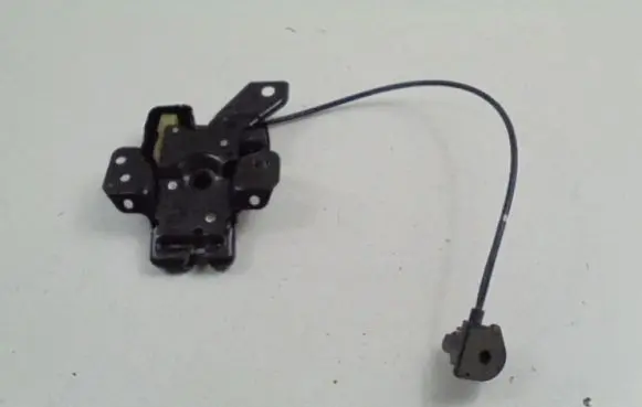 Jaguar S-Type Tailgate/trunk/boot lock/catch/latch