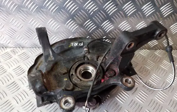 Infiniti FX Front wheel hub spindle knuckle
