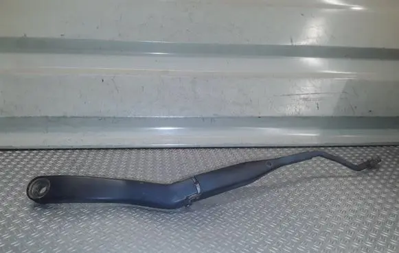 Dodge Nitro Front wiper blade arm 55157281AD