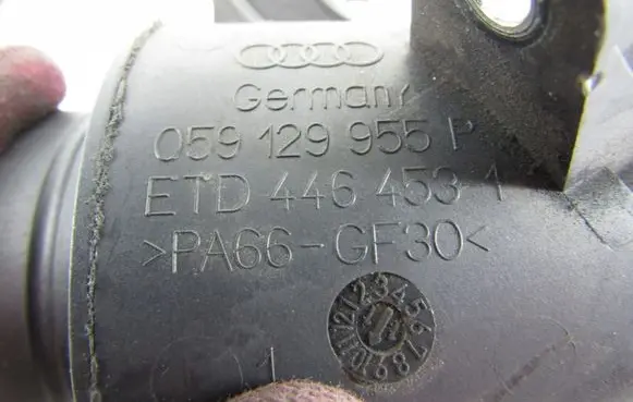 Audi A4 S4 B8 8K Air intake duct part 059129955p