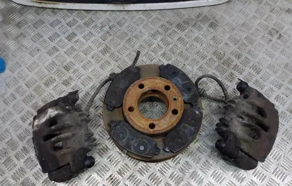 Buick Roadmaster Front brake caliper