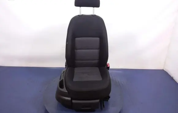 Front passenger seat