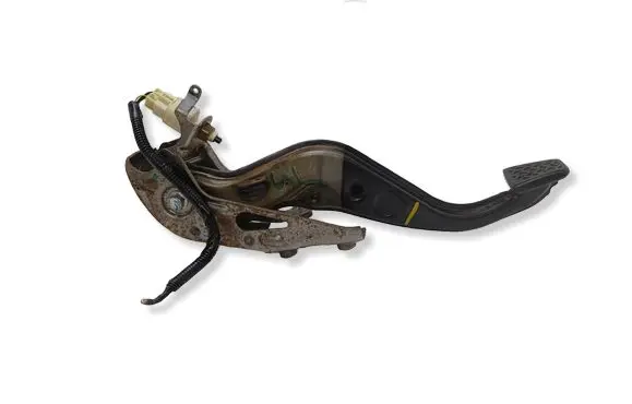 Toyota Yaris Brake pedal 