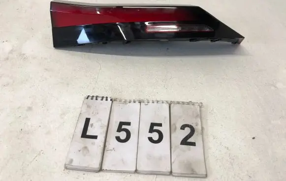 BMW X1 U11 Tailgate rear/tail lights F03862600F H8946560009