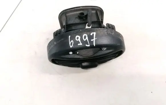Ford Focus Dash center air vent grill 98AB19893AKW D1B1A
