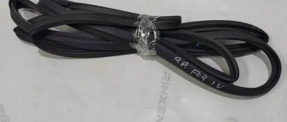 Subaru Forester SJ Rubber seal loading door 