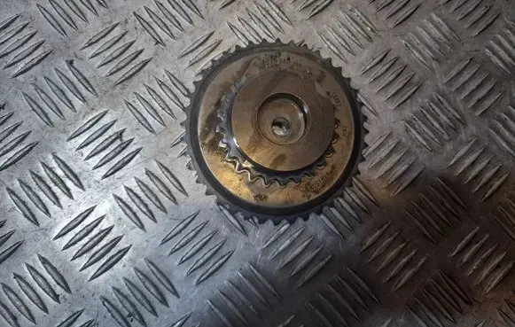 Audi A8 S8 D4 4H Timing chain sprocket 06E109077E