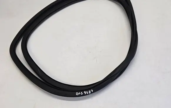 Mercedes-Benz GLS X167 Rear door rubber seal (on body) A1676972600