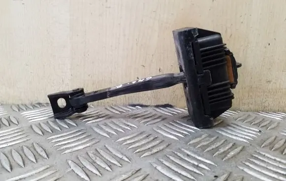 BMW X3 E83 Rear door check strap stopper 7176802