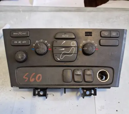 Volvo V70 Climate control unit 8691950 46045100018