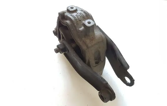 Land Rover Evoque I Engine mount bracket 6G926P082LB 8070M18