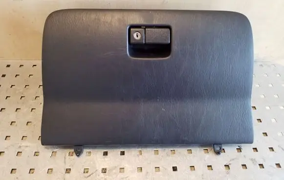 Toyota RAV 4 (XA20) Glove box 5555042030 5555142020 5555242030