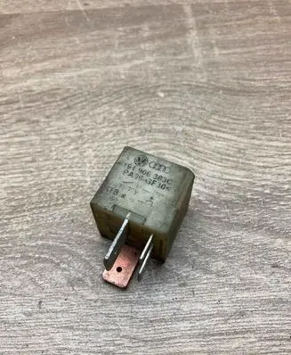 Volkswagen Golf IV Other relay 191906383C 167