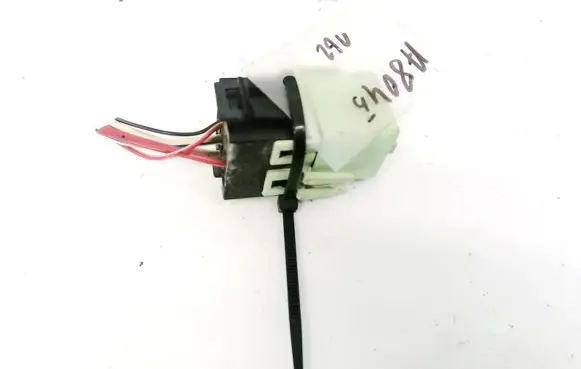 BMW 5 E39 Other relay 61368373700