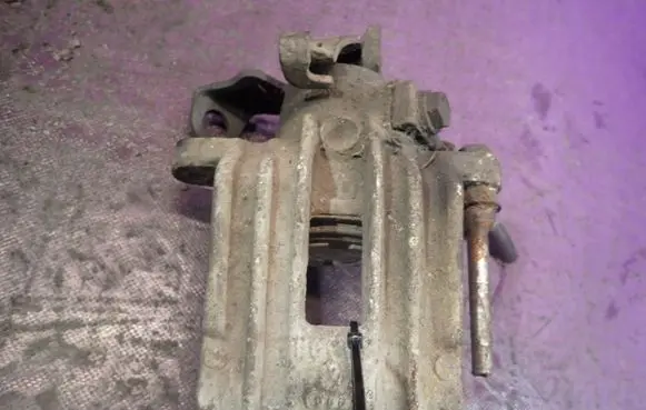 Skoda Octavia Mk1 (1U) Rear brake caliper