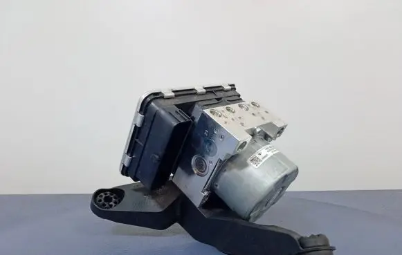 BMW 1 F40 ABS Pump 5A44C55