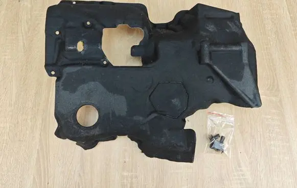 BMW 8 G16 Heat shield in engine bay 8587550