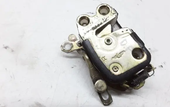 Hyundai H-100 Front door lock 