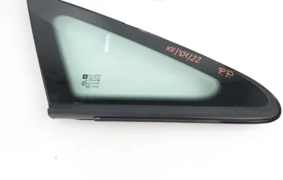 Opel Zafira B Front triangle window/glass 