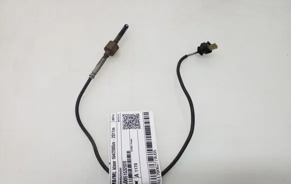 Mercedes-Benz ML W164 Exhaust gas temperature sensor A0051532028
