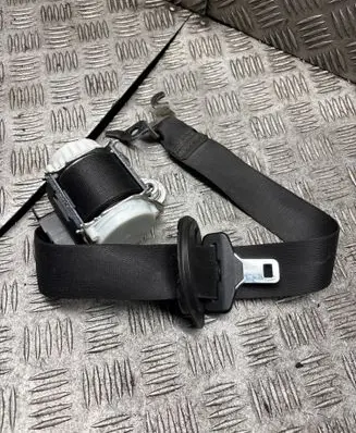 BMW X1 E84 Front seatbelt 34058428B 131011217