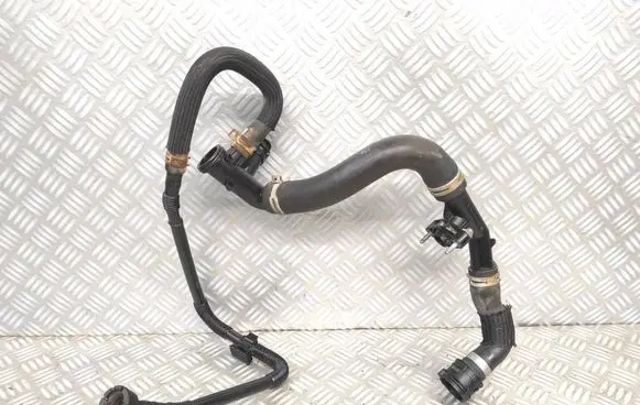 Peugeot 308 Engine coolant pipe/hose 9804208380