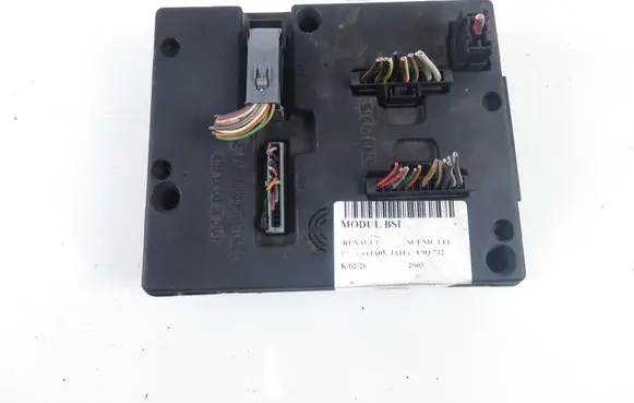 Renault Scenic I Central body control module 8200029342B