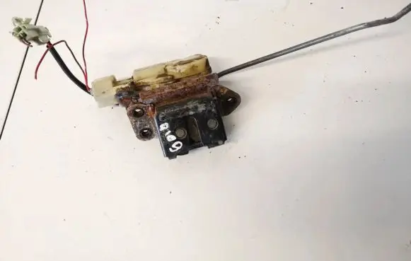 Mazda Premacy Tailgate/trunk/boot lock/catch/latch
