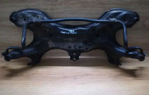 Toyota Corolla Verso AR10 Front subframe