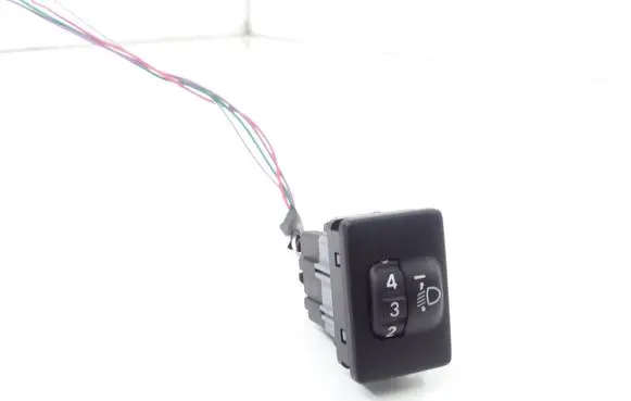 Toyota Avensis T270 Headlight level height control switch 8415202040