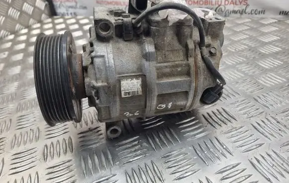 Audi Q7 4L Air conditioning (A/C) compressor (pump) 8E0260805S