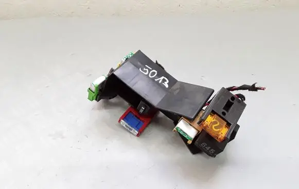 Audi A8 S8 D3 4E Fuse module 4E0937503B