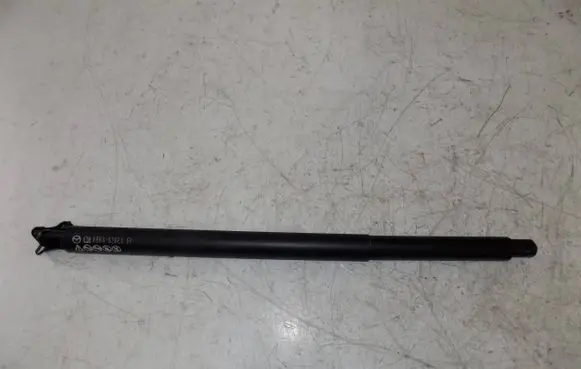 Mazda CX-60 Tailgate strut KBB4-626EX