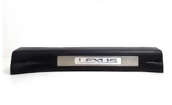 Lexus RX 330 - 350 - 400H Rear sill trim cover 67930-48010