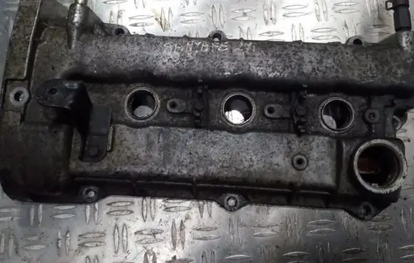 Hyundai Santa Fe Rocker cam cover 