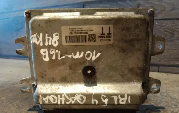 Nissan Qashqai Engine control unit/module MEC940220