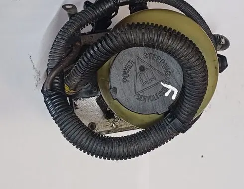 Opel Meriva B Power steering pump